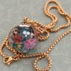Pendentif perle  florale en verre filé **VENDU** – Image 3