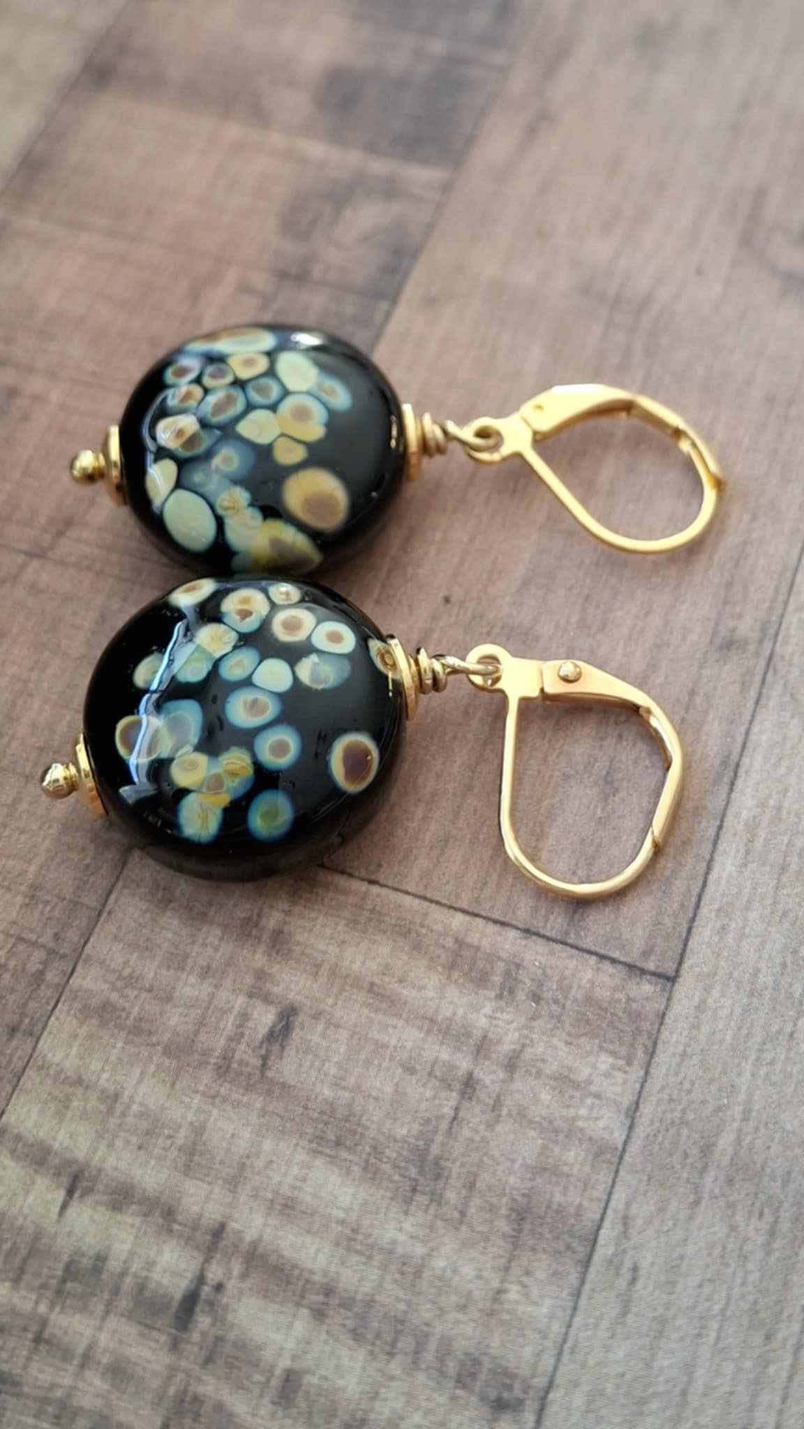 Boucles d'oreilles perles de verre filé au chalumeau **BO142** – Image 4